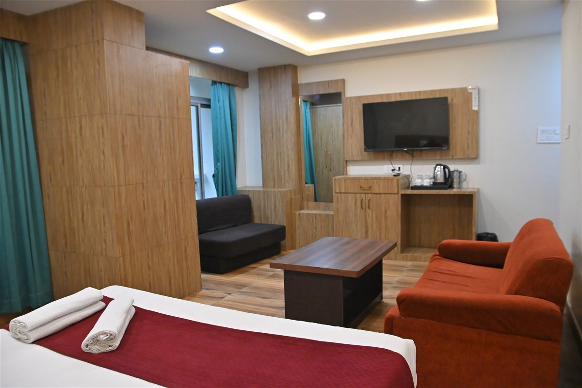 Golden Dolma & Spa – Executive Luxury Living Suite