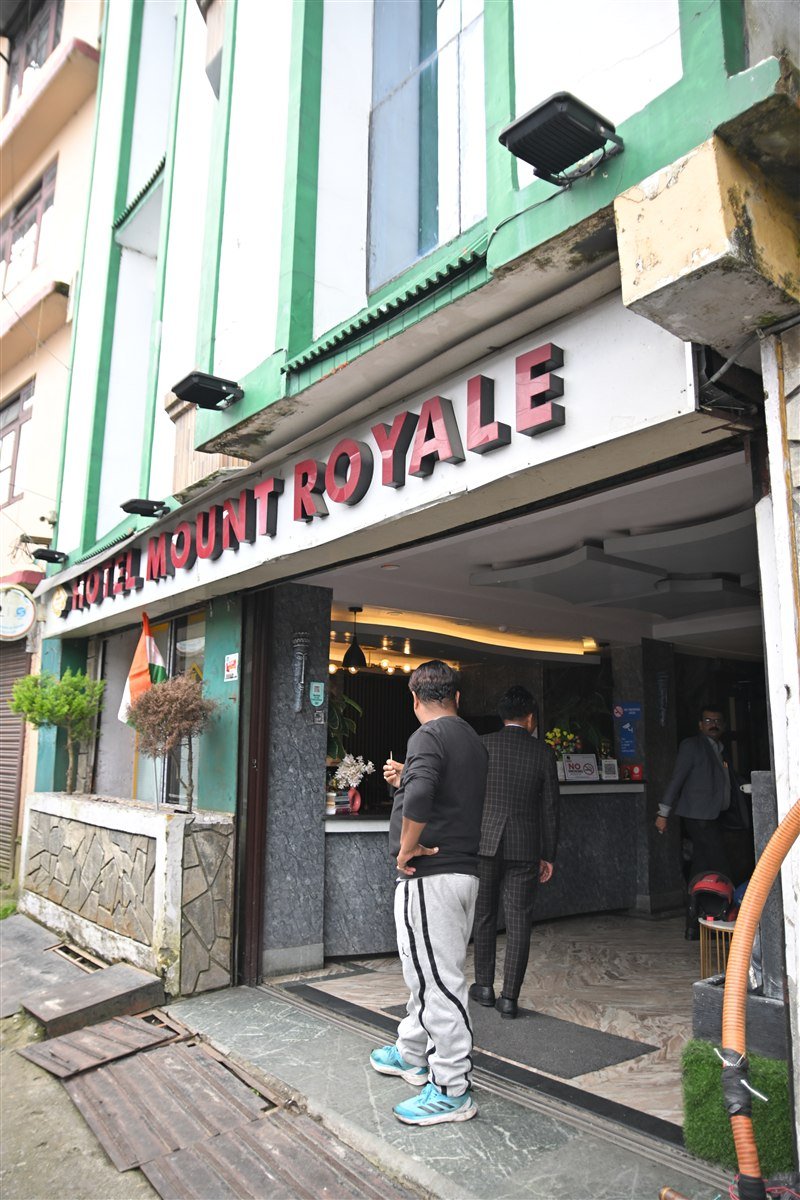 Hotel Mount Royale – Front Facade and Entrance